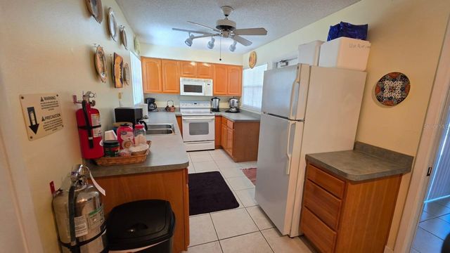 550 WINDMEADOWS STREET 550, Altamonte Springs, FL 32701