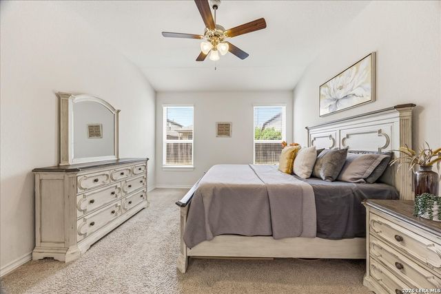 8135 Samsel Falls, San Antonio, TX 78254