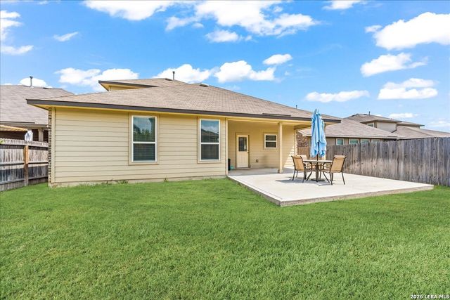 8135 Samsel Falls, San Antonio, TX 78254