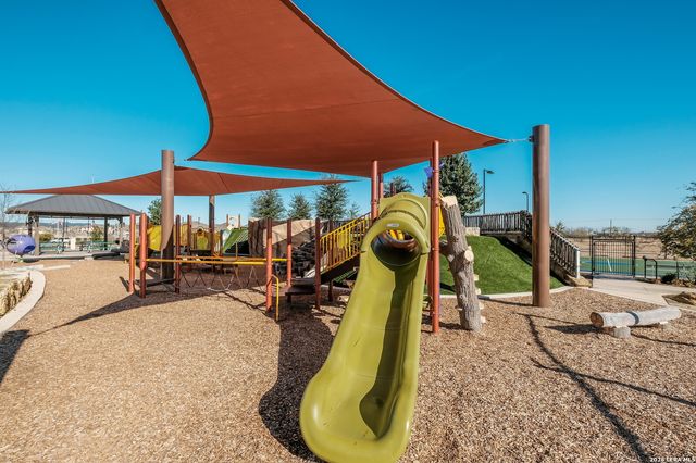 8135 Samsel Falls, San Antonio, TX 78254