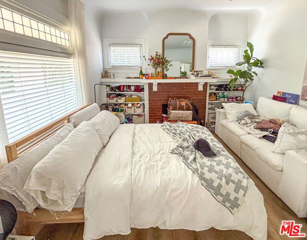 2127 Portland Street, Los Angeles, CA 90007