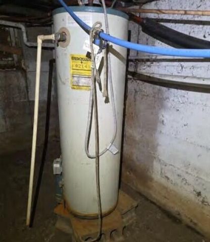 216 W Pine Street, Bloomingdale, MI 49026