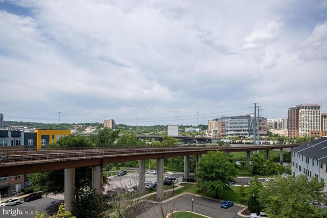 2451 MIDTOWN AVE #1122, Alexandria, VA 22303
