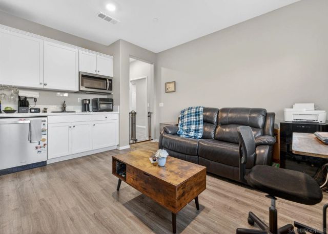 28331 Memory Ln, Winchester, CA 92596