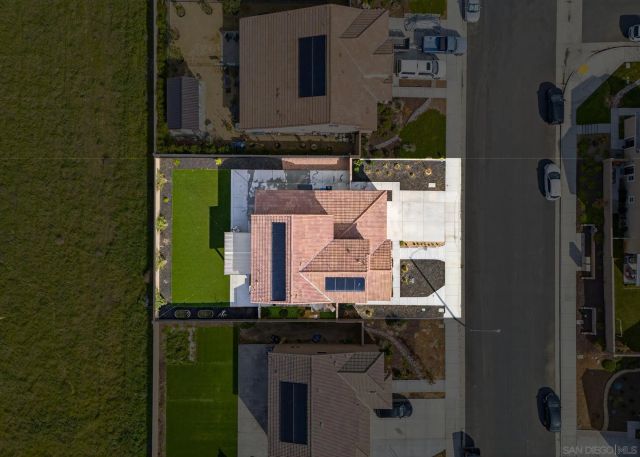 28331 Memory Ln, Winchester, CA 92596