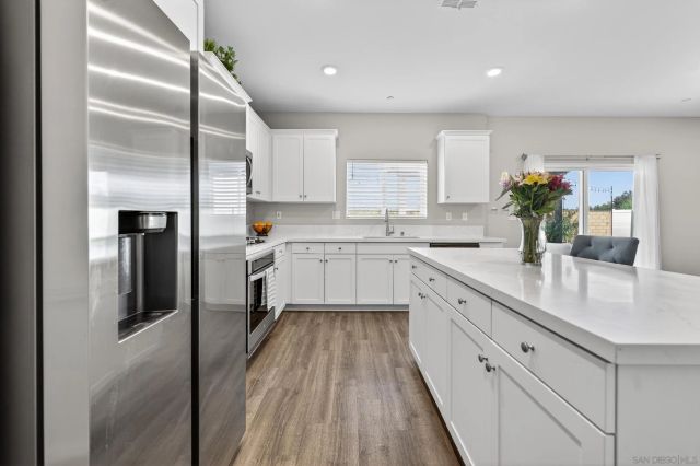 28331 Memory Ln, Winchester, CA 92596