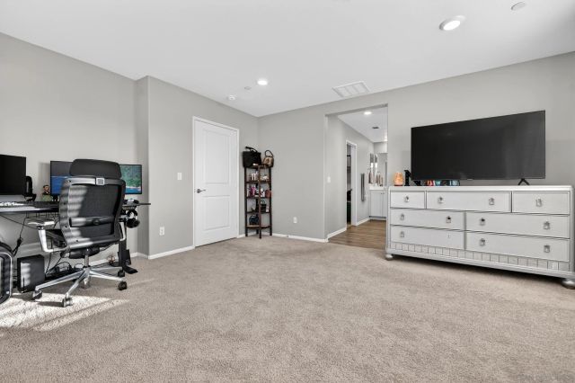 28331 Memory Ln, Winchester, CA 92596