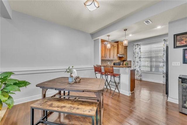 15828 W 61 Street, Shawnee, KS 66217