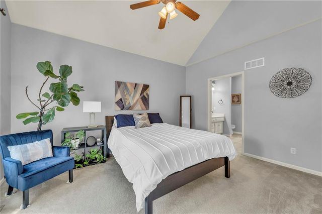 15828 W 61 Street, Shawnee, KS 66217