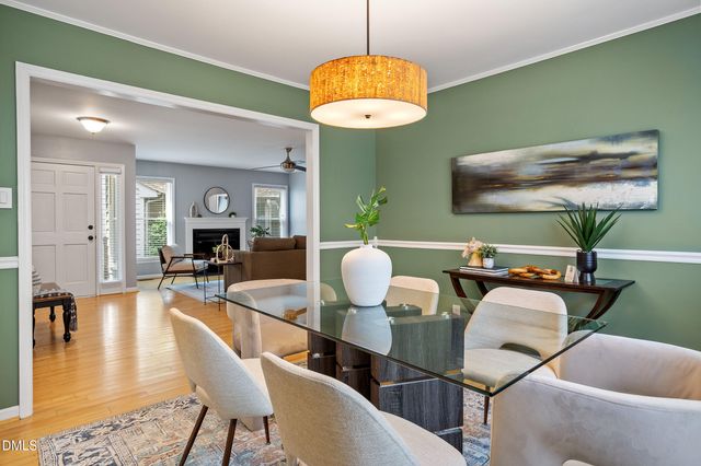 27 Clover Drive, Chapel Hill, NC 27517