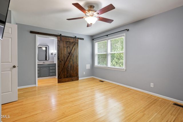 27 Clover Drive, Chapel Hill, NC 27517
