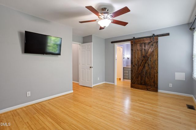 27 Clover Drive, Chapel Hill, NC 27517