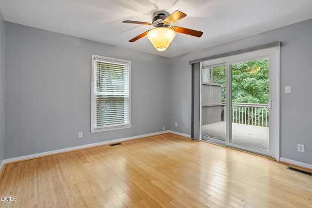 27 Clover Drive, Chapel Hill, NC 27517