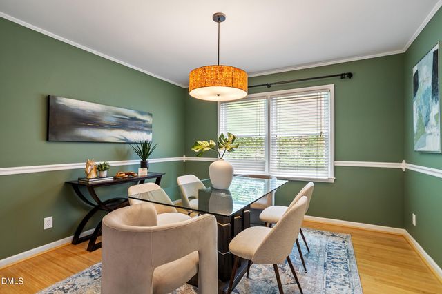 27 Clover Drive, Chapel Hill, NC 27517
