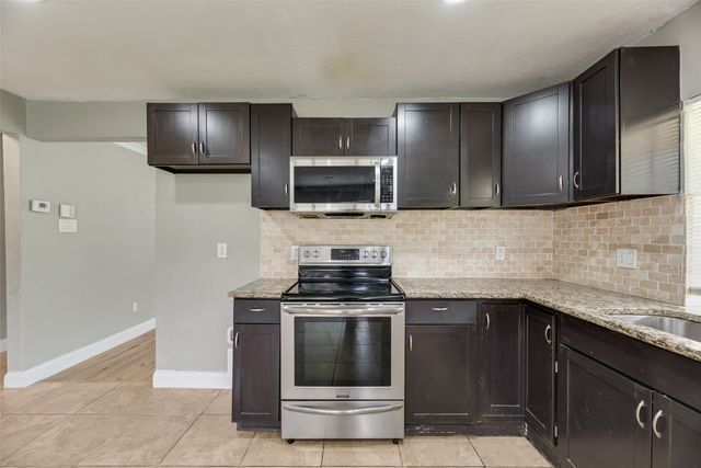 1732 Delaford Court, Carrollton, TX 75007