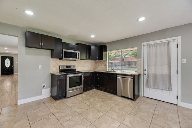 1732 Delaford Court, Carrollton, TX 75007