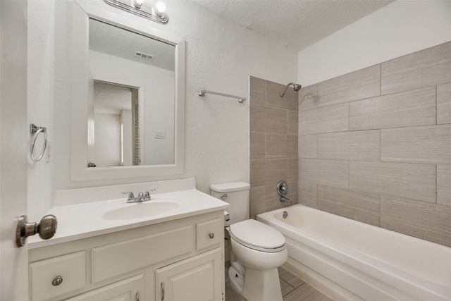 1732 Delaford Court, Carrollton, TX 75007