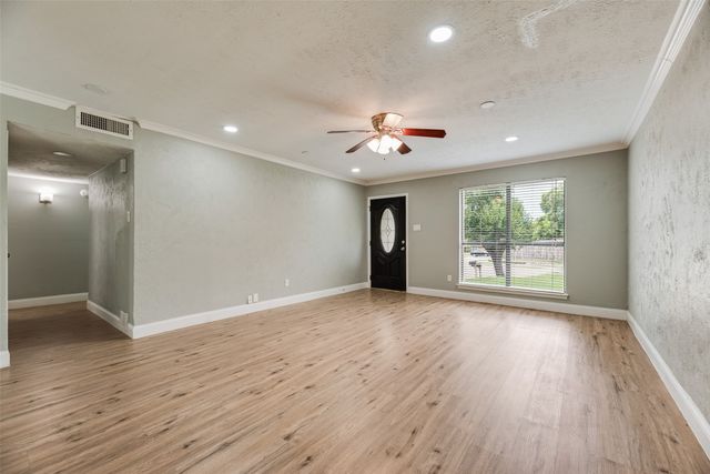 1732 Delaford Court, Carrollton, TX 75007