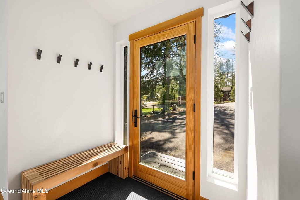 87 Teal LN, Sagle, ID 83860 photo 8