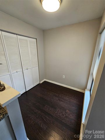4811 Spring Lake Drive E, Charlotte, NC 28212