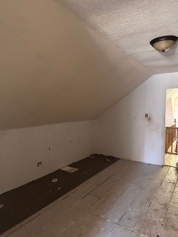 7731 S Colfax Avenue, Chicago, IL 60649
