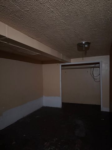 7731 S Colfax Avenue, Chicago, IL 60649