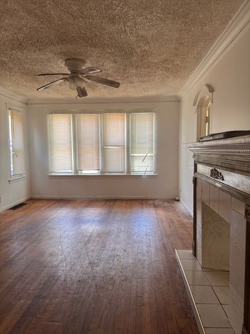 7731 S Colfax Avenue, Chicago, IL 60649
