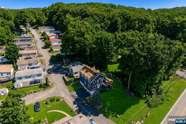2 San Bar Drive, Jefferson Township, NJ 07849