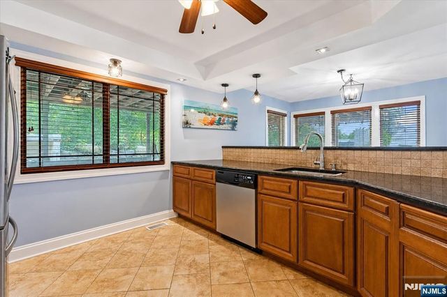 2 San Bar Drive, Jefferson Township, NJ 07849