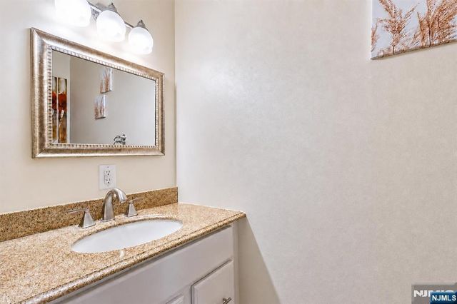 2 San Bar Drive, Jefferson Township, NJ 07849
