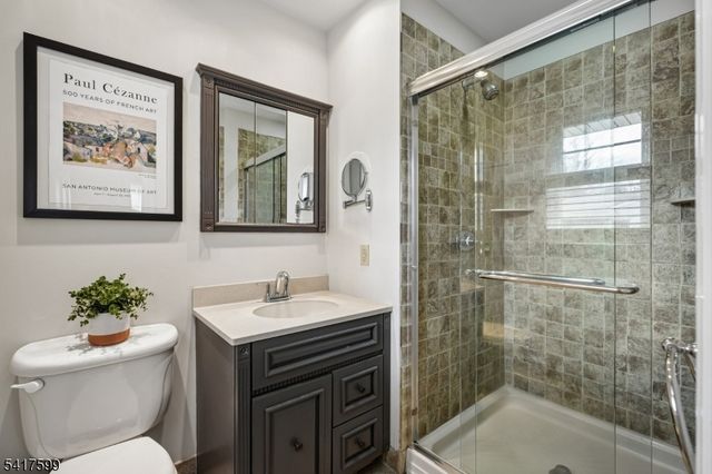 63 Gallinson Dr, New Providence Boro, NJ 07974