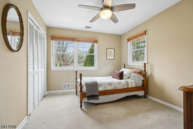 63 Gallinson Dr, New Providence Boro, NJ 07974