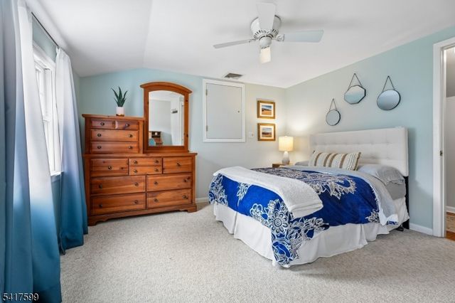 63 Gallinson Dr, New Providence Boro, NJ 07974