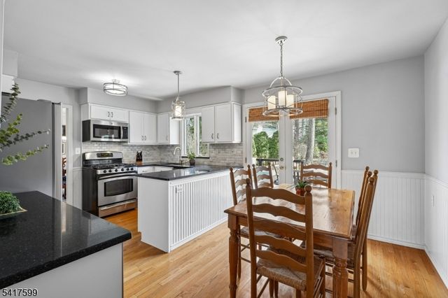 63 Gallinson Dr, New Providence Boro, NJ 07974