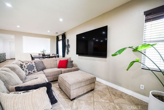 3047 Kalei Court, Perris, CA 92571