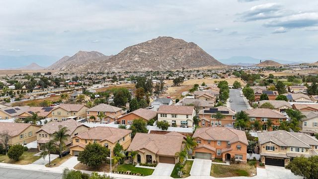 3047 Kalei Court, Perris, CA 92571