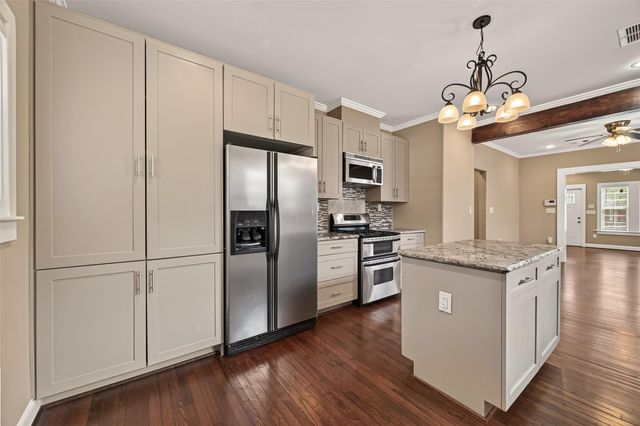 1419 Lombardy Street, Houston, TX 77023
