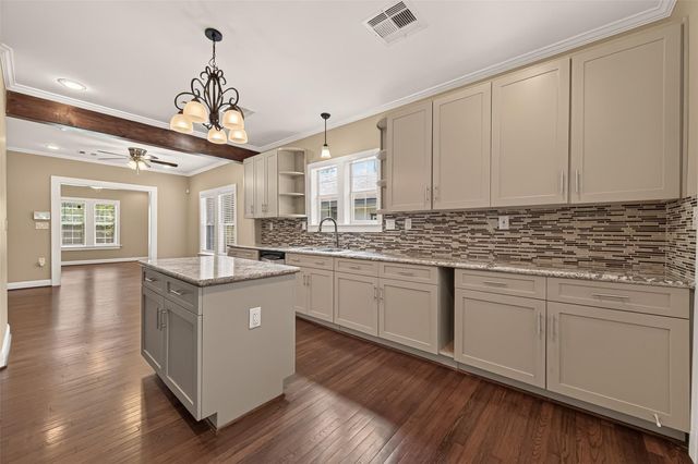 1419 Lombardy Street, Houston, TX 77023