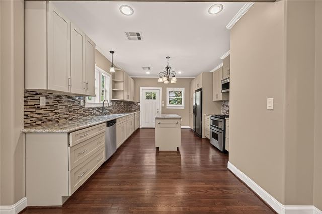 1419 Lombardy Street, Houston, TX 77023