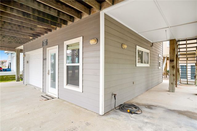 652 Anchor Dr, Port Aransas, TX 78373