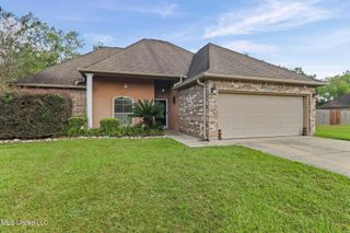 13523 Brayton Boulevard, Gulfport, MS 39503
