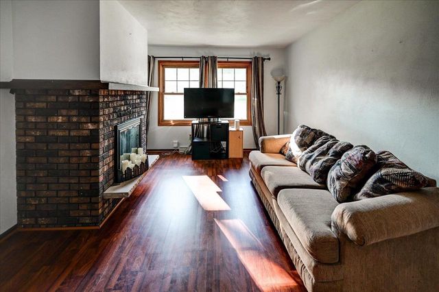 1338 Forster Drive, Madison, WI 53704