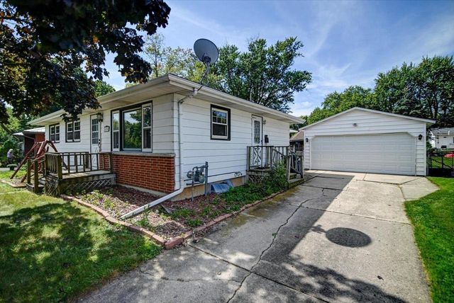 1338 Forster Drive, Madison, WI 53704