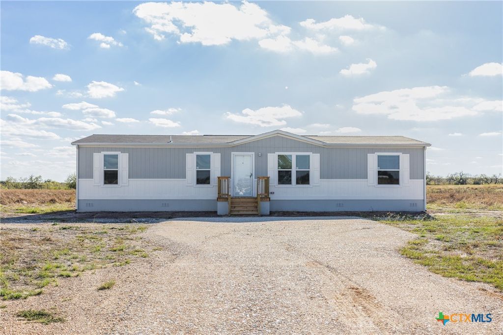 175 Altidore Avenue, Dale, TX 78616