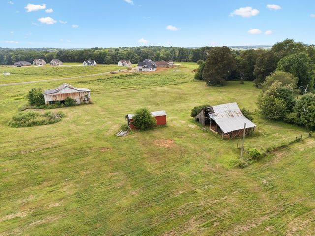 350 Port Royal Rd, Clarksville, TN 37040