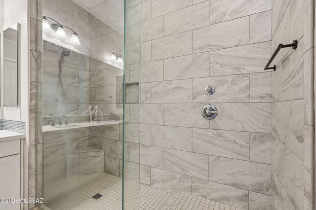 1076 W Desert Firetail Lane, Oro Valley, AZ 85755