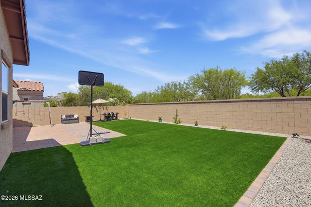 1076 W Desert Firetail Lane, Oro Valley, AZ 85755