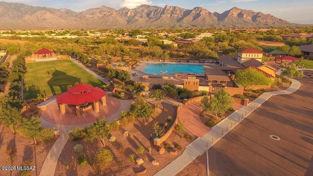 1076 W Desert Firetail Lane, Oro Valley, AZ 85755