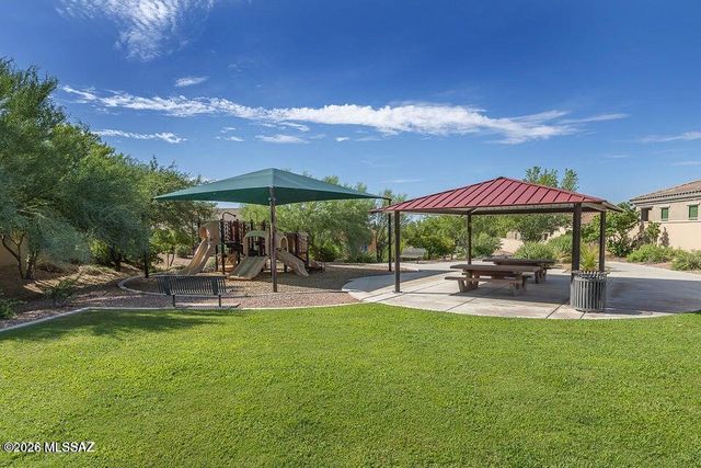1076 W Desert Firetail Lane, Oro Valley, AZ 85755