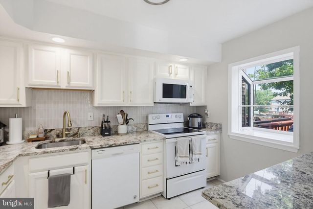 1010 TENNANT HARBOUR, Pasadena, MD 21122